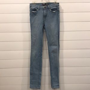 BDG Cigarette High-Rise Denim in Light Wash